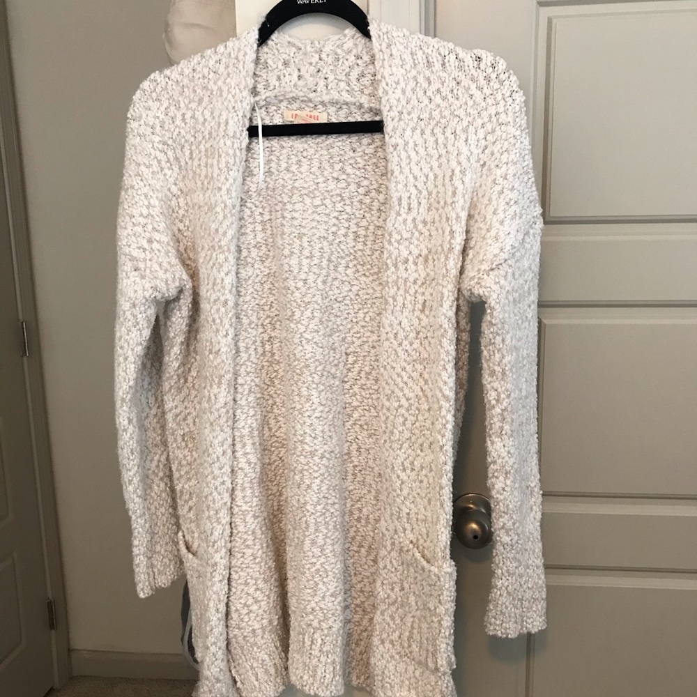 For Thee Light pink sweater